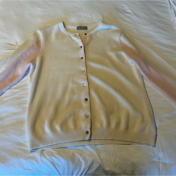 Cashmere button up sweater with cream color and pink on sleeves - Picture 2 of 6